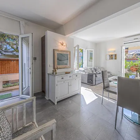 Toretti Centro, Relax E Parcheggio Privato ラッパロ