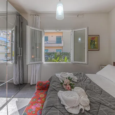 Toretti Centro, Relax E Parcheggio Privato Ραπάλο