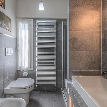 Appartamento Torretti Centro, Relax E Parcheggio Privato *